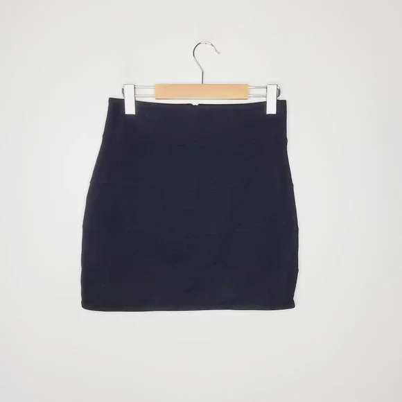 ARITZIA TALULA Black Stretch Bandage Mini Skirt - Picture 3 of 11